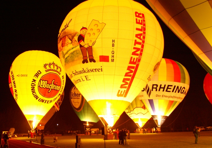 Ballonglühn zum Hessekapp 2005 (Bild: Steffen Remmel, dpg_foto_0030.jpg)